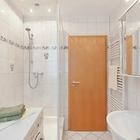 68 3, Sanddornweg 6 D *